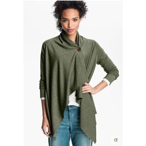 Bobeau Medium Open Front One Button Fleece Wrap Cardigan Green Uneven Hem Top